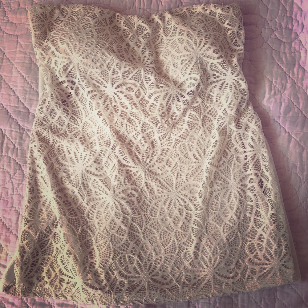 Lace front tube top
